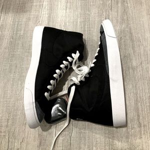 Nike sneaker unisex.